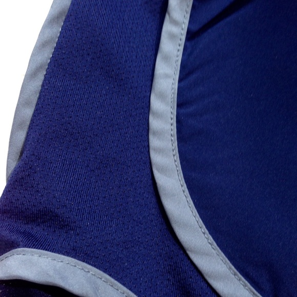 Nike DRI-FIT Shorts - Picture 4 of 9